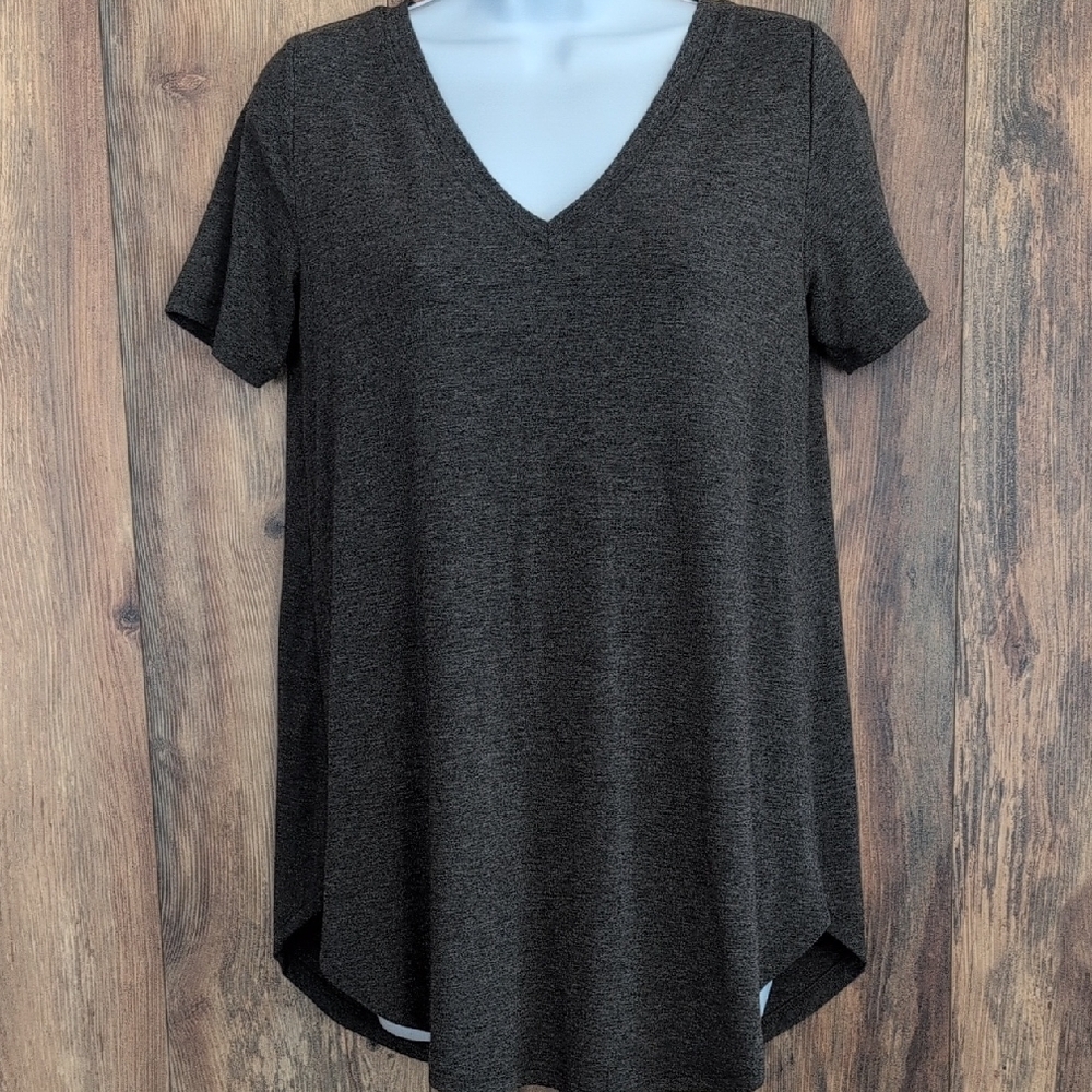 Zenana Outfitters Charcoal V-Neck Tee S D417